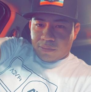 Meet your Posher, Adrian